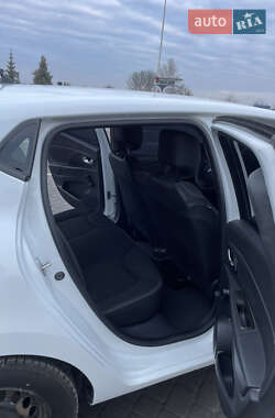 Хэтчбек Renault Clio 2013 в 
