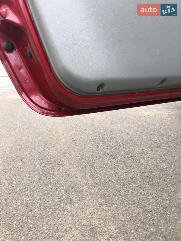 Хэтчбек Renault Clio 2003 в Виннице