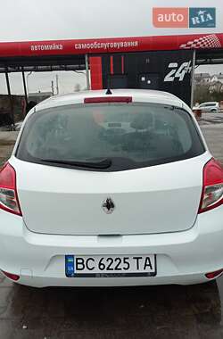 Хетчбек Renault Clio 2011 в Львові