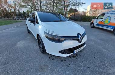 Хетчбек Renault Clio 2015 в 
