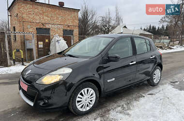 Хэтчбек Renault Clio 2009 в Ахтырке