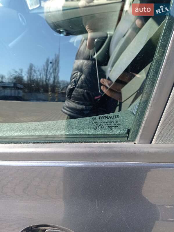 Хэтчбек Renault Clio 2006 в Виннице