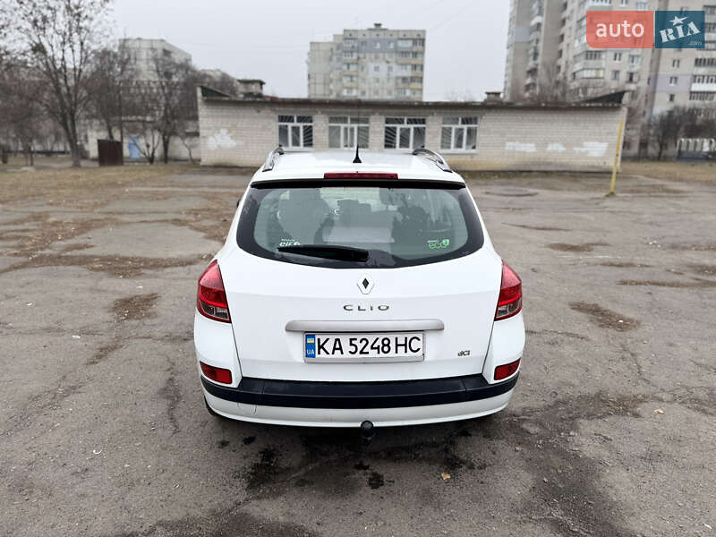 Универсал Renault Clio 2011 в Мироновке