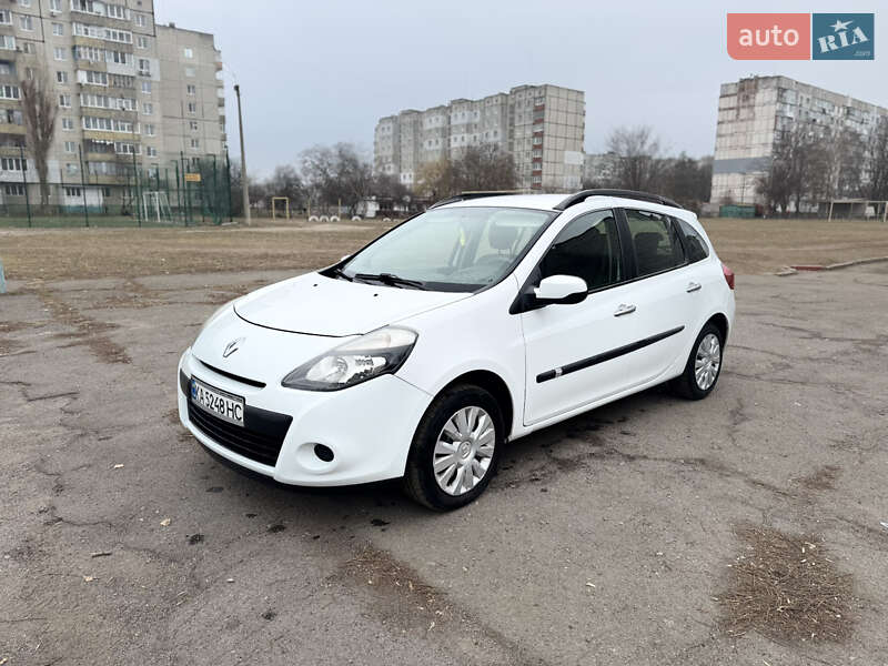 Универсал Renault Clio 2011 в Мироновке