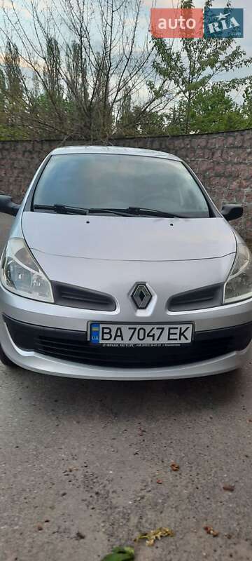 Хэтчбек Renault Clio 2007 в Кропивницком