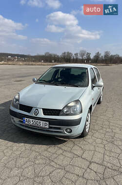 Хэтчбек Renault Clio 2001 в 