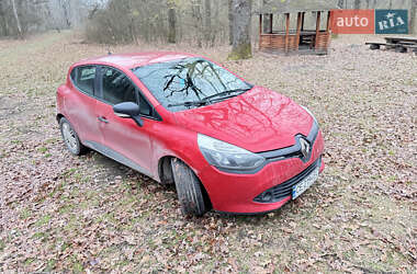 Хэтчбек Renault Clio 2012 в 