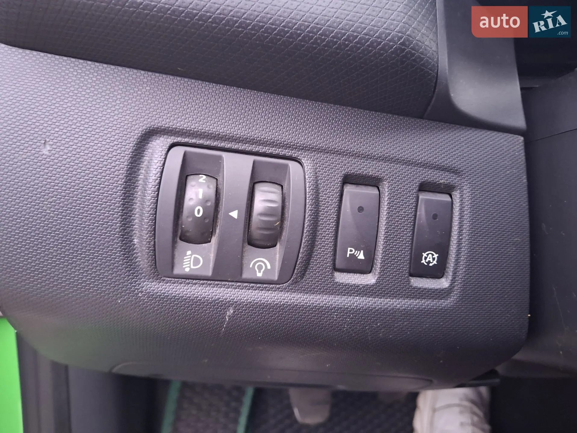 2015 Renault Clio - мініатюра 14
