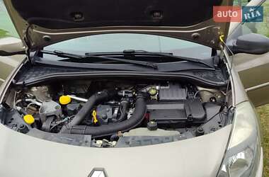 Универсал Renault Clio 2010 в 