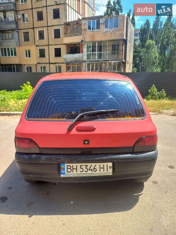 Хэтчбек Renault Clio 1997 в Одессе
