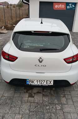 Хетчбек Renault Clio 2013 в 