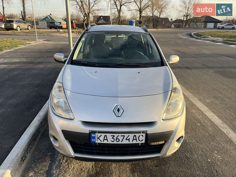 Универсал Renault Clio 2010 в 