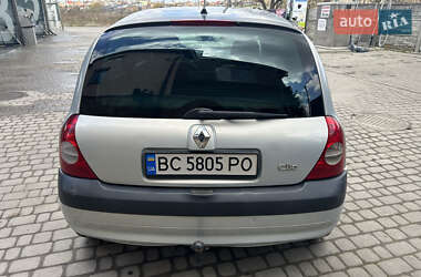 Хэтчбек Renault Clio 2003 в 