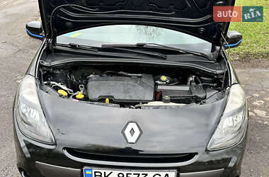 Универсал Renault Clio 2012 в 
