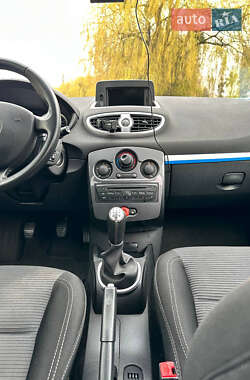 Универсал Renault Clio 2012 в 