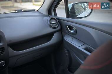 Хетчбек Renault Clio 2015 в 