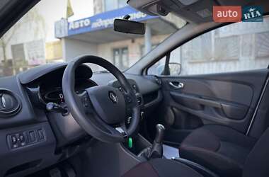 Хетчбек Renault Clio 2015 в 