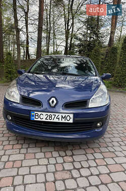 Хэтчбек Renault Clio 2008 в 