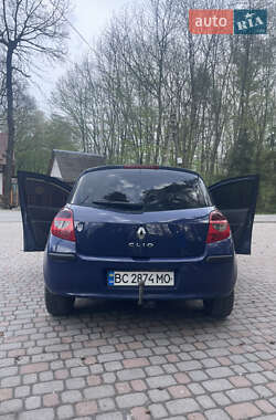 Хэтчбек Renault Clio 2008 в 