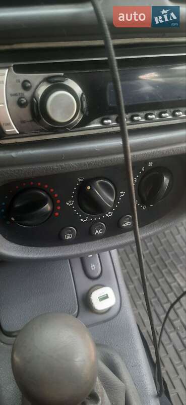 Хэтчбек Renault Clio 2000 в Нижнем Селище