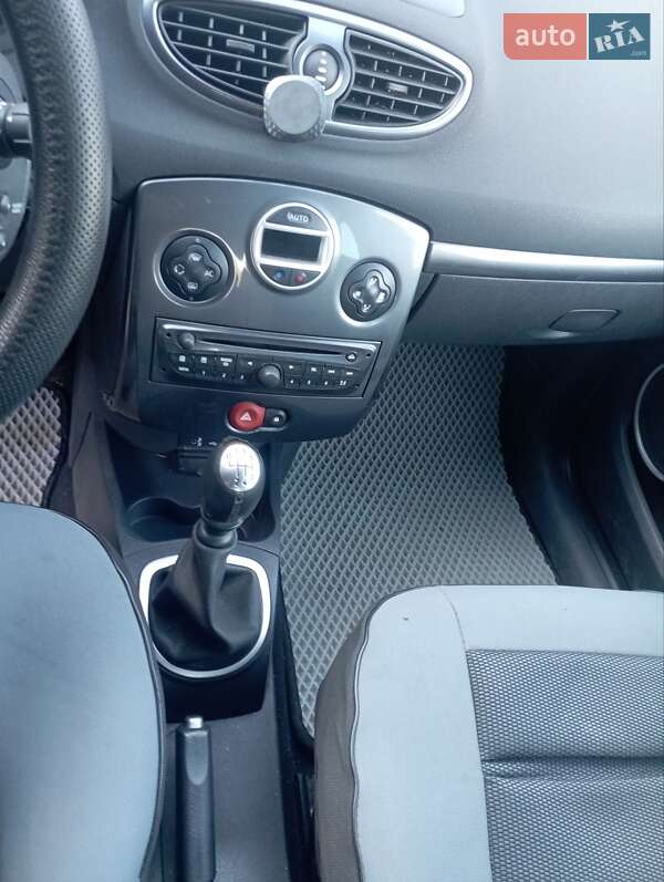 Универсал Renault Clio 2009 в Чернигове фото 8 Универсал Renault Clio 2009 в Чернигове