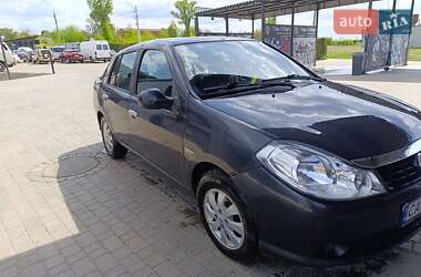 Седан Renault Clio 2009 в Звенигородке