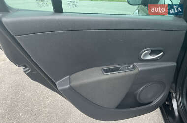 Универсал Renault Clio 2009 в 