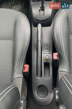 Универсал Renault Clio 2009 в 