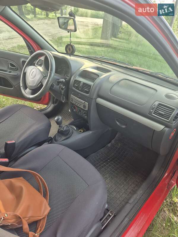 Хэтчбек Renault Clio 2007 в Житомире фото 14 Хэтчбек Renault Clio 2007 в Житомире