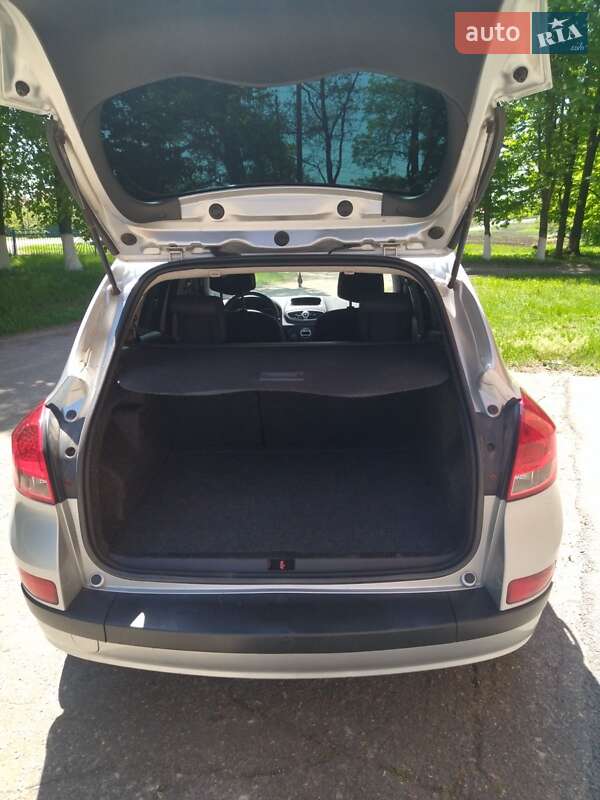 Універсал Renault Clio 2008 в Карлівці