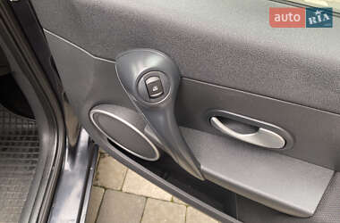 Хэтчбек Renault Clio 2008 в 