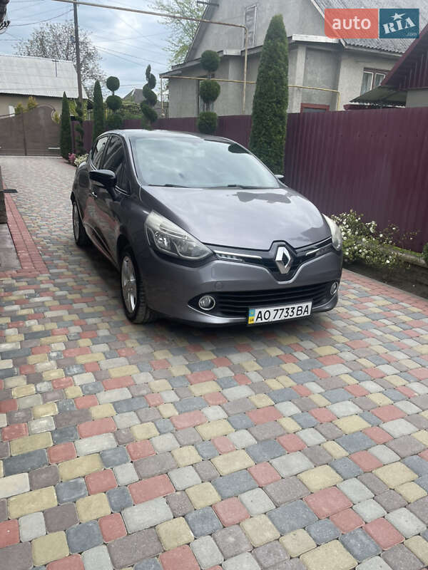 Універсал Renault Clio 2015 в Тячеві фото Універсал Renault Clio 2015 в Тячеві