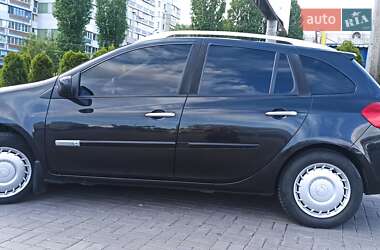 Универсал Renault Clio 2010 в 