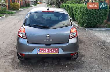 Хетчбек Renault Clio 2012 в 
