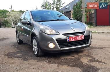 Хетчбек Renault Clio 2012 в 