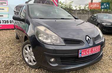 Хэтчбек Renault Clio 2009 в 