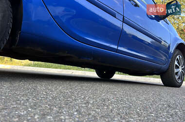 Универсал Renault Clio 2010 в 