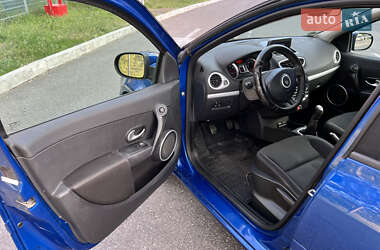 Универсал Renault Clio 2010 в 