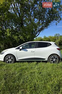 Хэтчбек Renault Clio 2013 в 