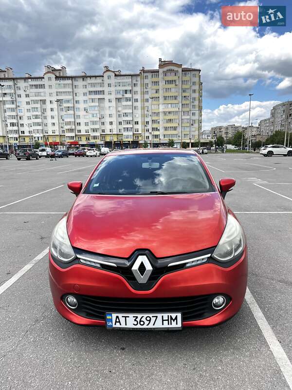 Хэтчбек Renault Clio 2013 в 