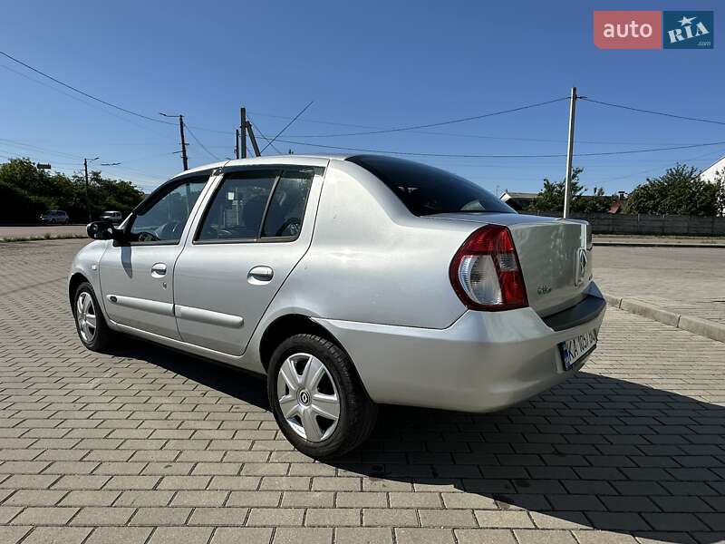 Седан Renault Clio 2006 в Житомирі