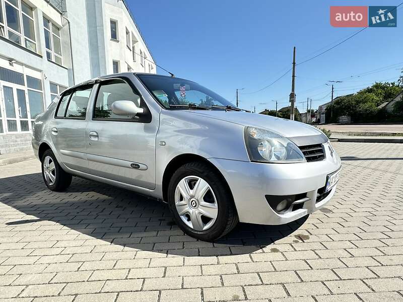 Седан Renault Clio 2006 в Житомирі