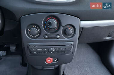 Универсал Renault Clio 2009 в 