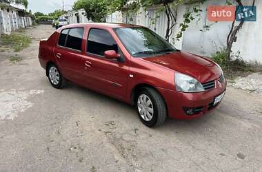 Седан Renault Clio 2006 в 