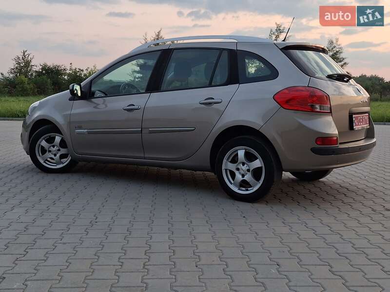 Універсал Renault Clio 2011 в Калуші