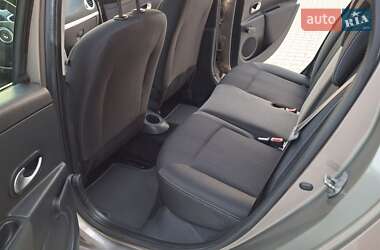 Универсал Renault Clio 2011 в 