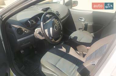Хэтчбек Renault Clio 2008 в Полтаве фото 2 Хэтчбек Renault Clio 2008 в Полтаве