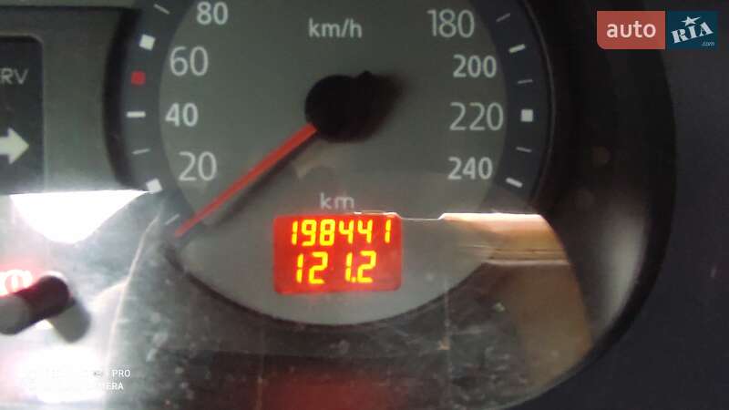 Седан Renault Clio 2005 в Новом Роздоле фото 13 Седан Renault Clio 2005 в Новом Роздоле