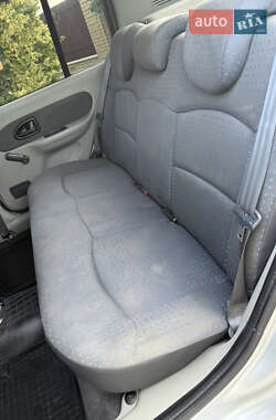 Седан Renault Clio 2005 в 