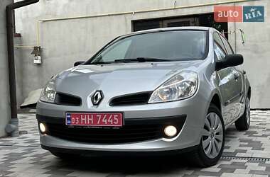 Хэтчбек Renault Clio 2008 в 